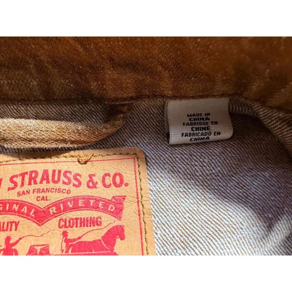 Levi Strauss & Co. Brown Denim Trucker Jacket Men’s Medium Distressed Western Je